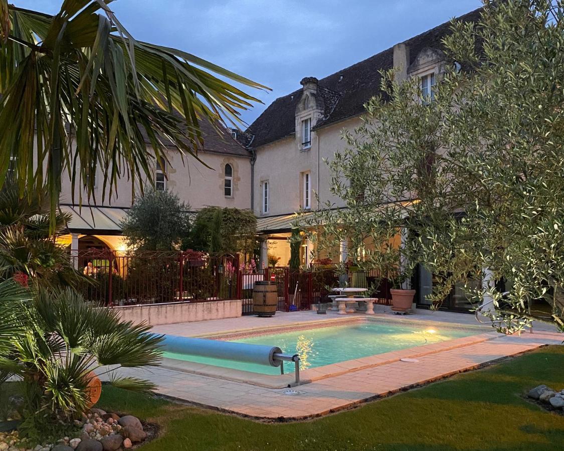 Logis Des Ducs 3* Duras