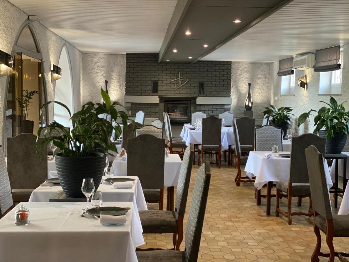 Hotel Logis Des Ducs Duras