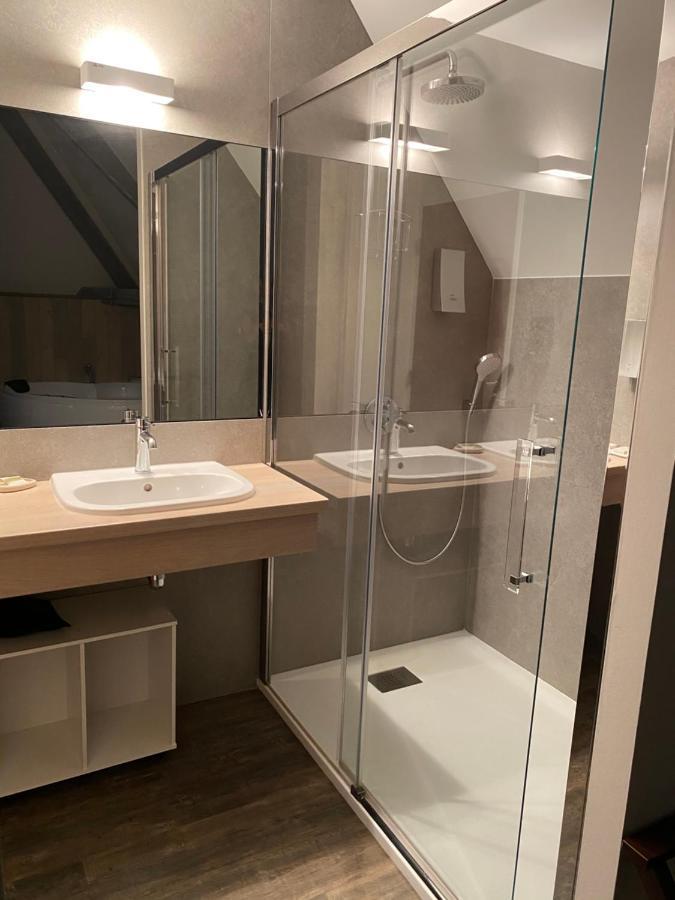 Logis Des Ducs 3* Duras