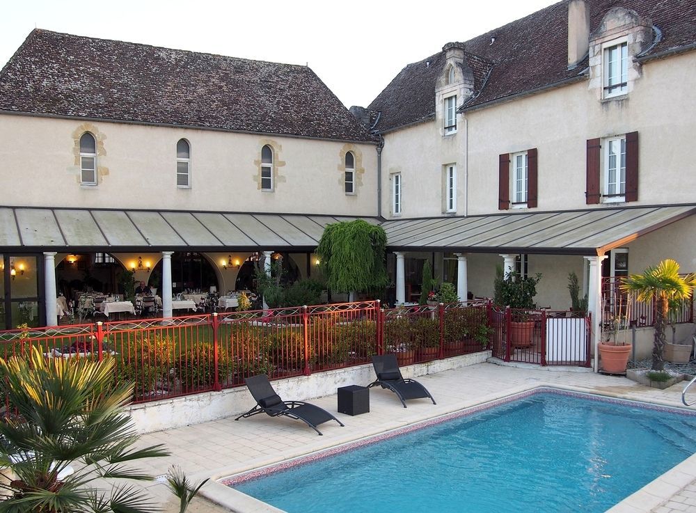 Hotel Logis Des Ducs Duras